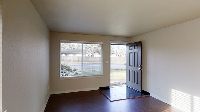 Front Door Entry - 12009 C St S
