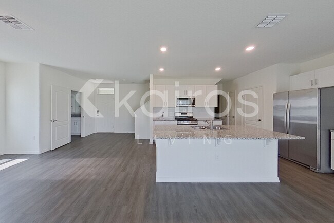 Building Photo - 32150 Katelin Cir