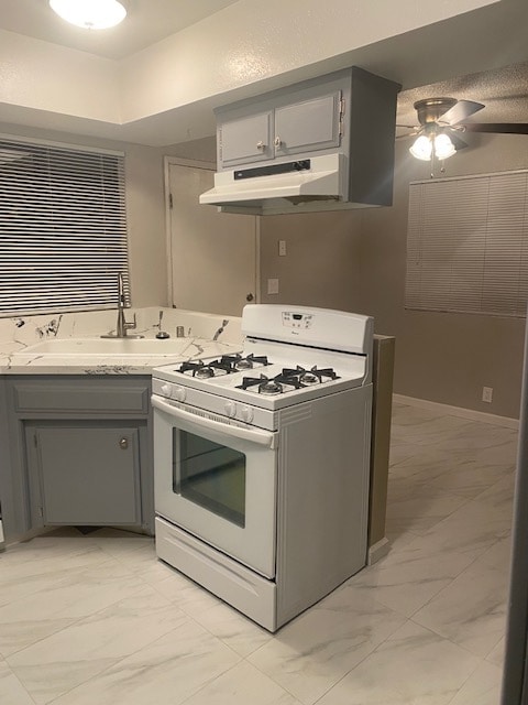 Kitchen - 20240 Park Rd