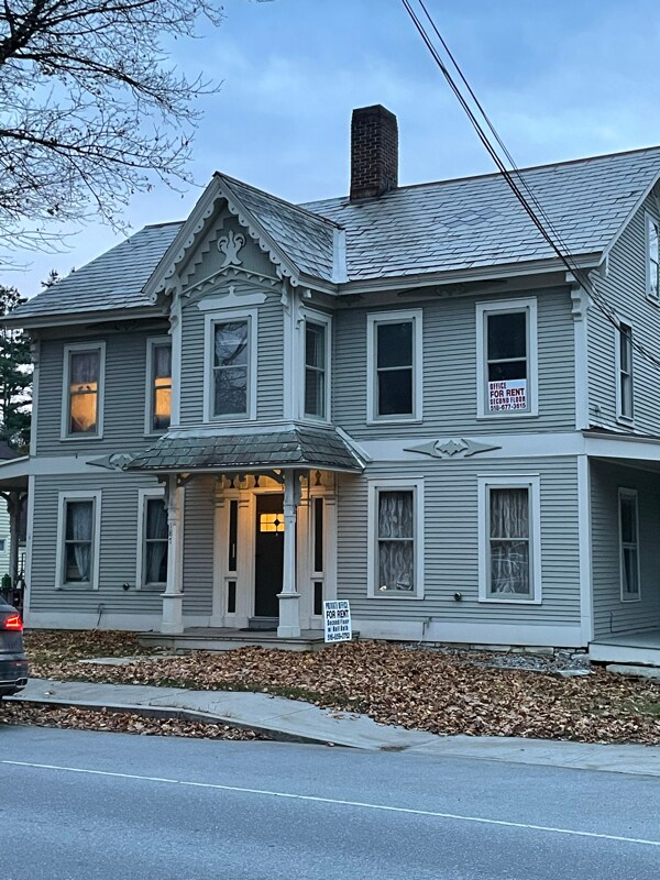 Primary Photo - 187 Bonnet St