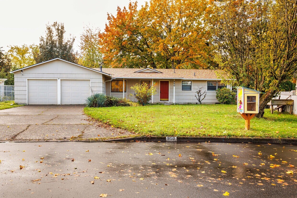 Foto principal - 950 NE 18th St