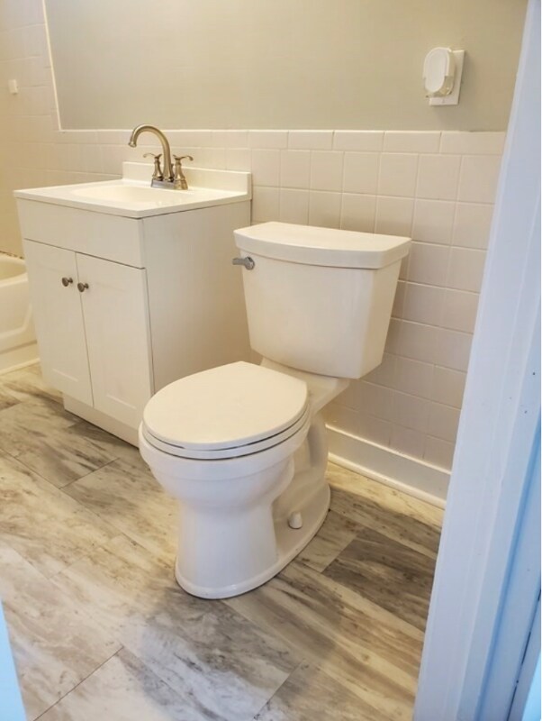 2 Conduit St Unit 2, Lawrence, MA 01841 Room for Rent in Lawrence, MA