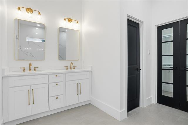 Foto del edificio - 125 Palm Ln