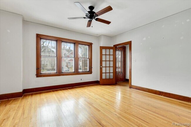 Foto del edificio - 1318 Wayburn St