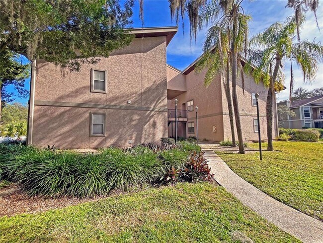 Building Photo - 4207 Winding Moss Trail