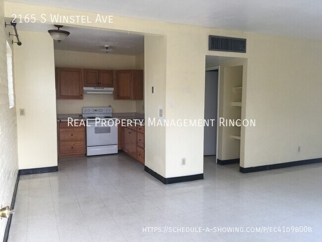 Foto del edificio - 2165 S Winstel Ave