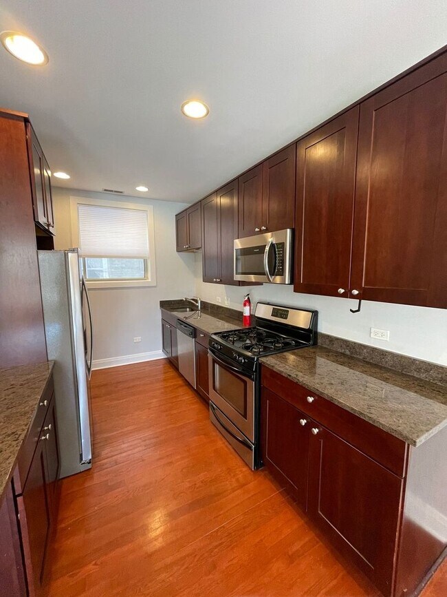 Foto del edificio - 1448 W Thorndale Ave