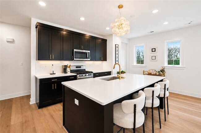 Foto del edificio - 800 Gillian Ln