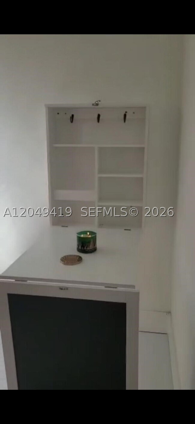 Foto del edificio - 8118 SW 163rd Pl