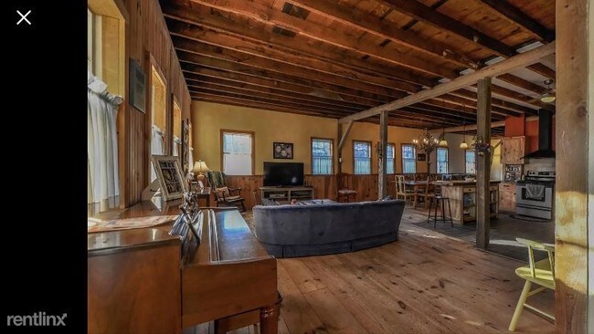 Foto del edificio - 2 br, 1 bath Apartment - 451 Main St S