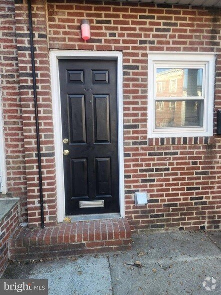 Building Photo - 1528 E Susquehanna Ave