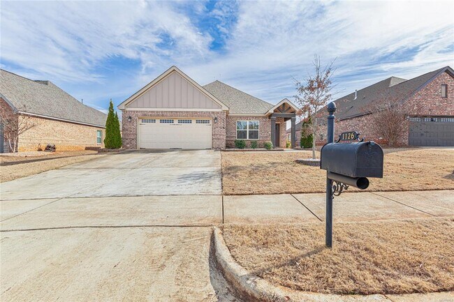 Building Photo - 1126 Benjamin Wy