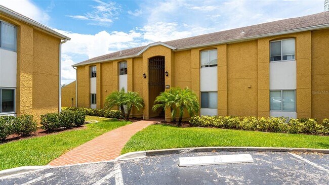 Foto del edificio - 1943 Toucan Way