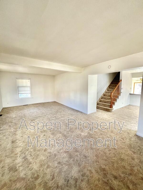 Foto del edificio - 1313 Division St