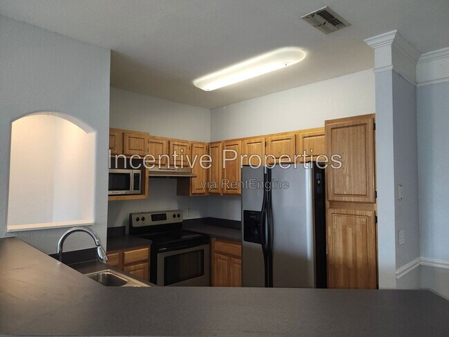 Foto del edificio - 6685 Queens Borough Ave