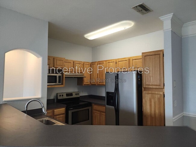 Building Photo - 6685 Queens Borough Ave