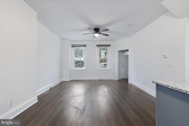 Foto del edificio - 3047 Frisby St