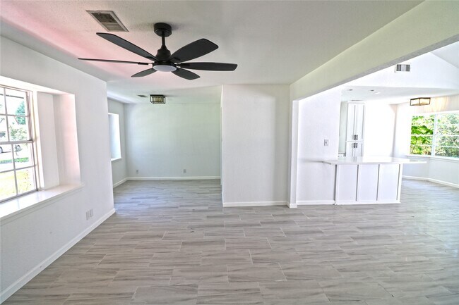 Building Photo - 9211 Blankenship Dr