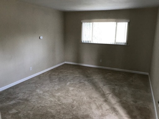 Photo - 219 E St John St Apartment