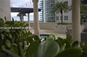 Foto del edificio - 1200 Brickell Bay Dr