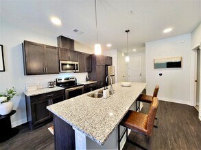 Building Photo - Wesmont