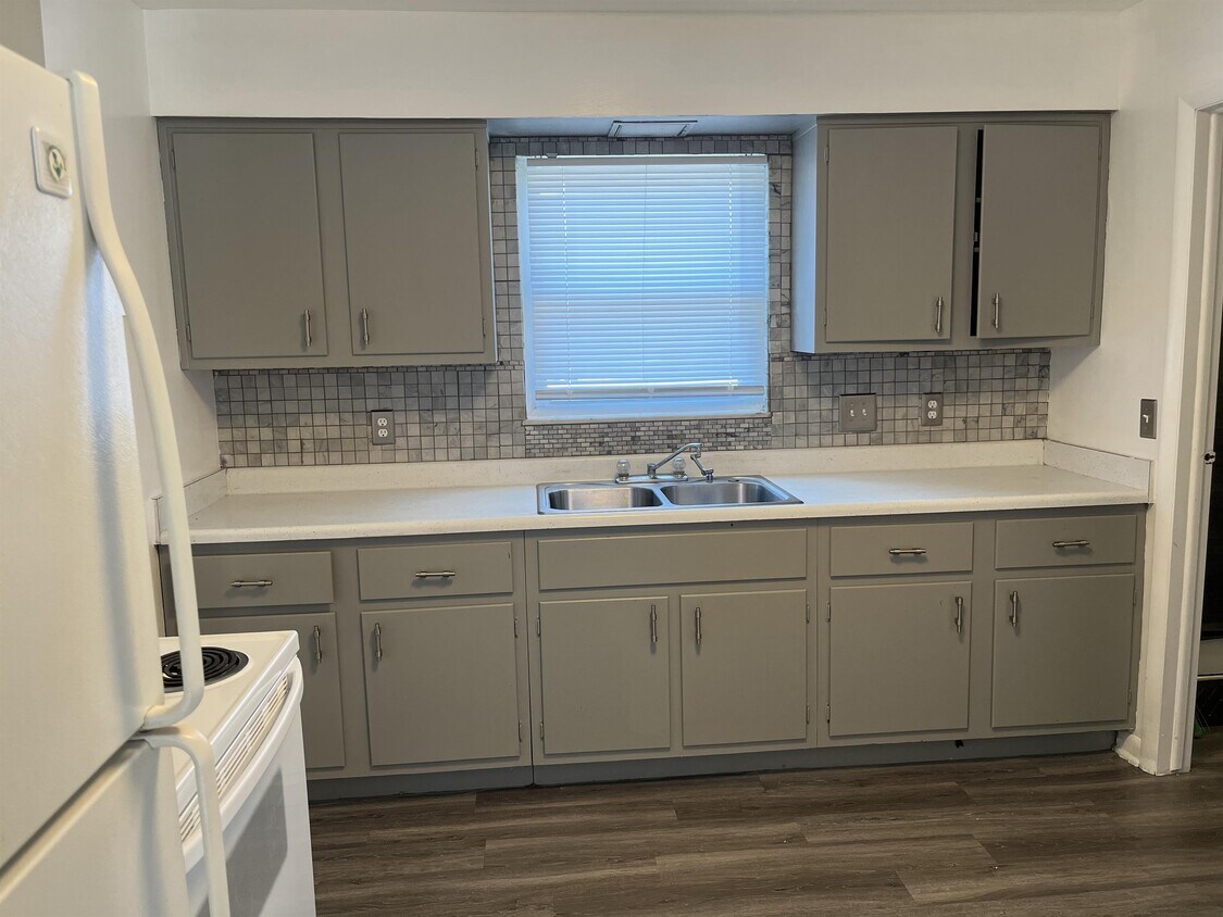 Foto principal - 516 Karns Dr