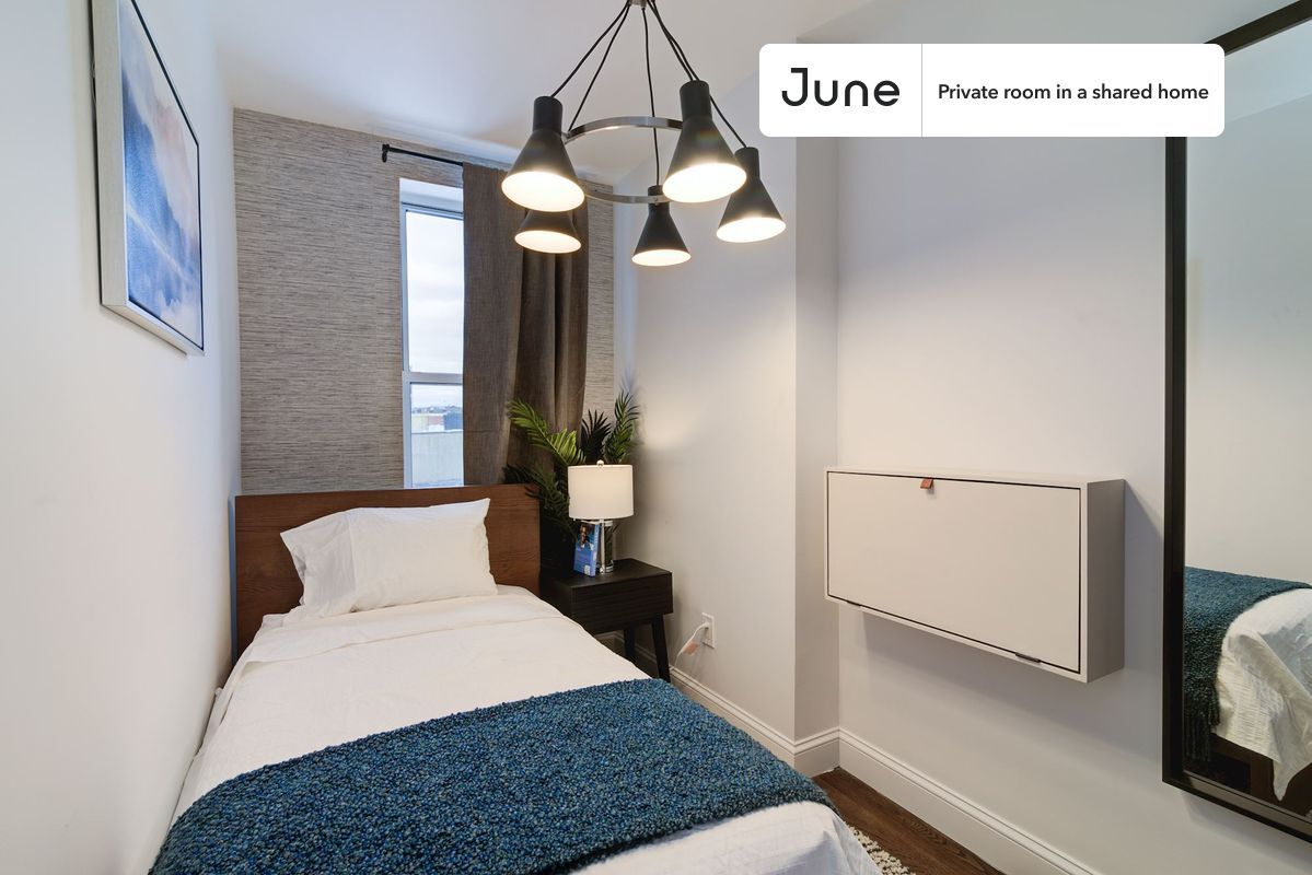 Private bedroom in 4 bed/1 bath Home - Private bedroom in 4 bed/1 bath Home