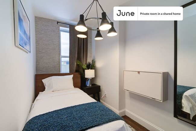 Private bedroom in 4 bed/1 bath Home - Private bedroom in 4 bed/1 bath Home