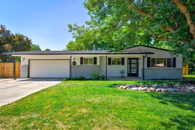 Foto principal - 8605 W Winchester Dr