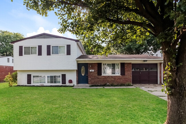 Building Photo - 12151 Chesterdale Rd