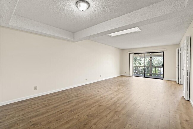 Building Photo - 5481 Cribari Green