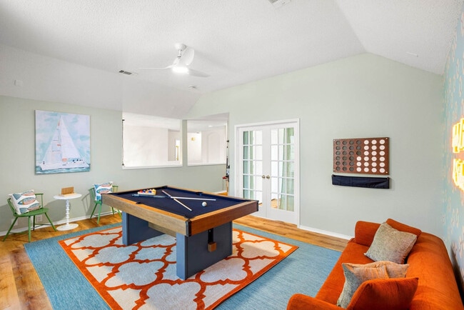 Building Photo - 902 Vista Oaks Ct