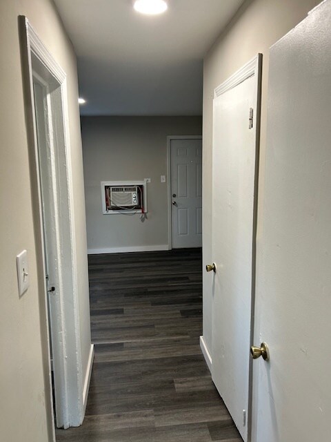 Foto del edificio - 1095 Hutton St