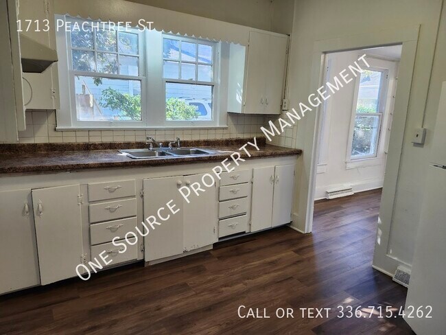 Foto del edificio - 1713 Peachtree St