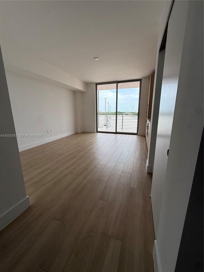 Foto del edificio - 90 NE 32nd St