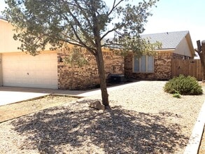 Building Photo - 9818 Jordan Ave
