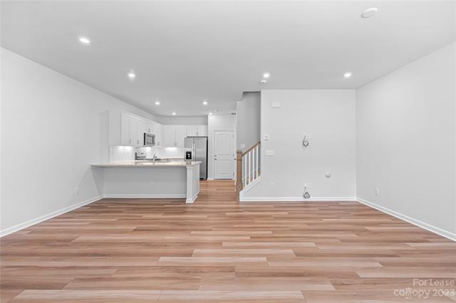 Foto del edificio - 7714 Nelson Rd