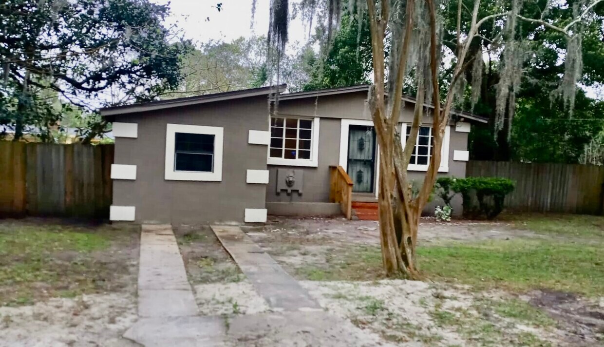 6773 Restlawn Dr, Jacksonville, FL 32208 House Rental in Jacksonville