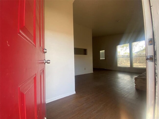 Building Photo - 1000 Fieldwood Dr