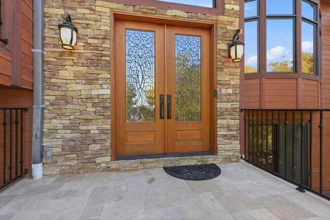 Foto del edificio - 3911 Pepper Tree Ct