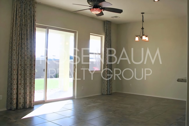 Foto del edificio - Gorgeous 3-bedrooms, 2-baths home in the b...