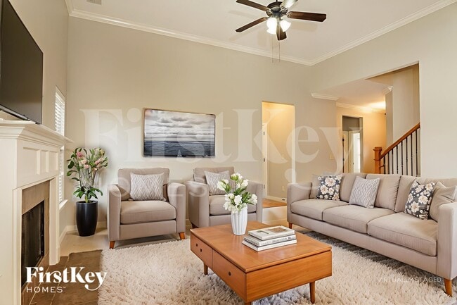 Building Photo - 604 Round Rd