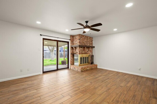 Foto del edificio - 2802 Nordham Dr