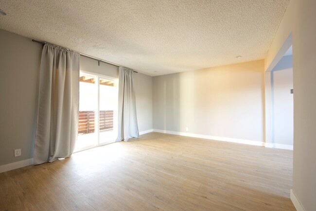 Foto del edificio - 550 North Fair Oaks Avenue, Unit 4