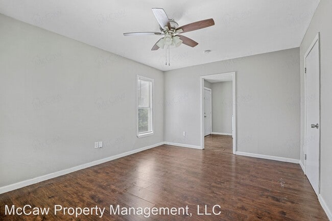 Building Photo - 1 br, 1 bath House - 2214 Stovall Dr.