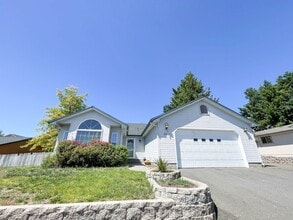 Building Photo - 5441 Basin View Dr