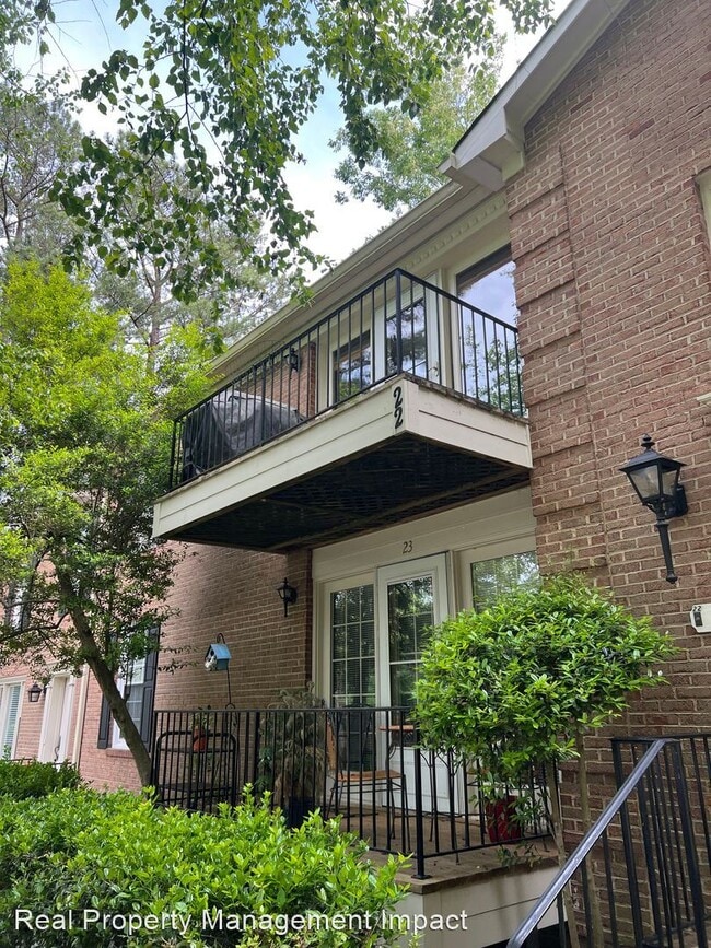 Building Photo - 2 br, 2 bath House - 1515 E. Franklin Stre...