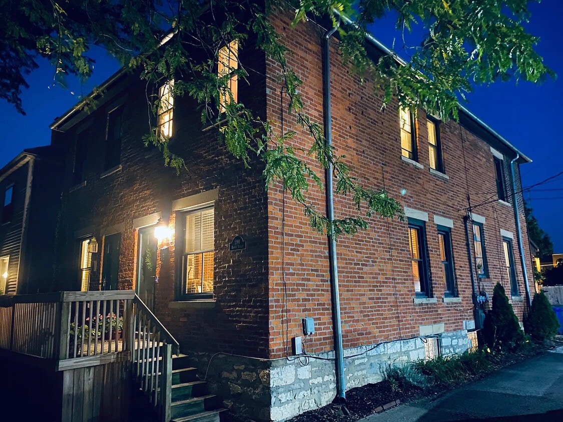 Welcome Home! - 594 Briggs St