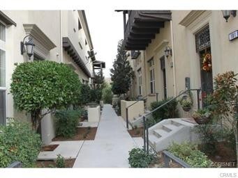 Foto del edificio - 4445 Owens St
