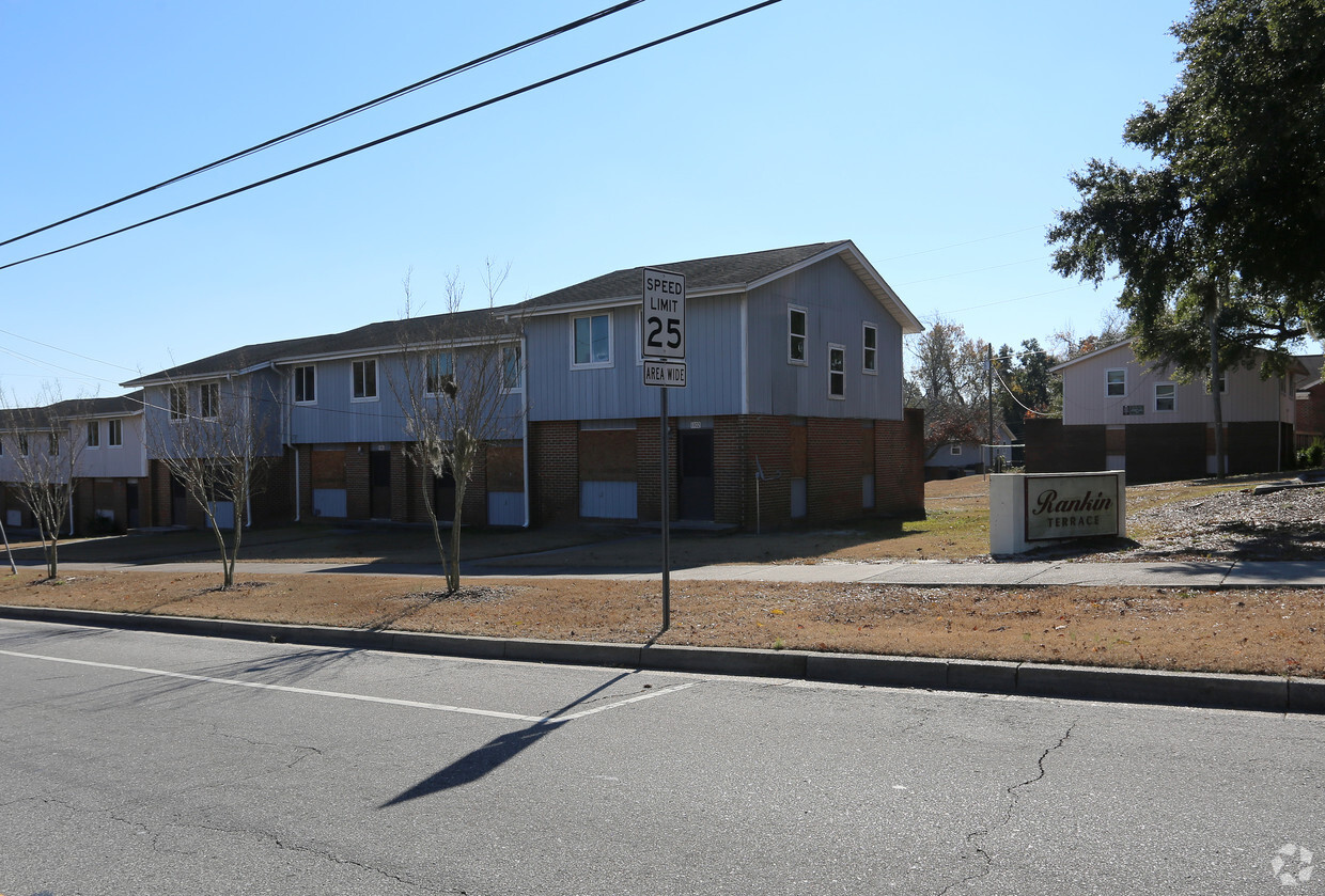 Primary Photo - Rankin Terrace